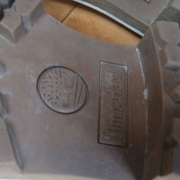 TIMBERLAND BOOTS - Picture 8 of 11